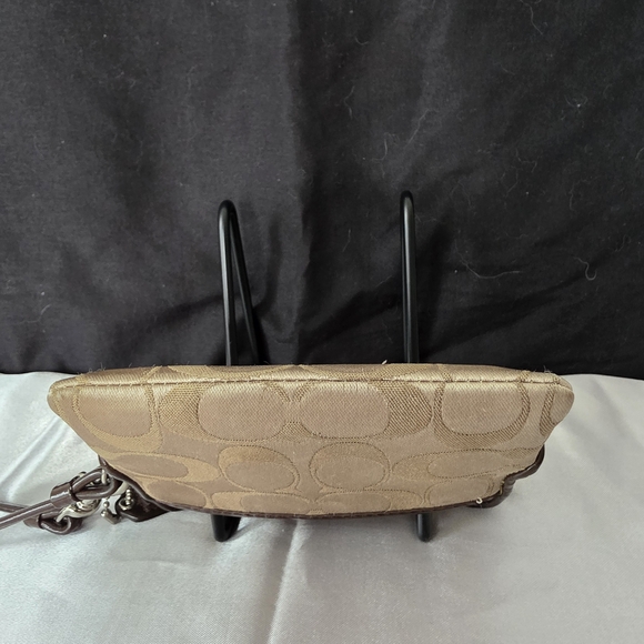 Coach Signature Cs Tan and Brown Signature Clutch - Picture 4 of 6